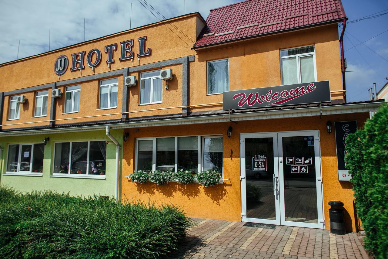 Jj Hotel Vynohradiv Eksteriør bilde